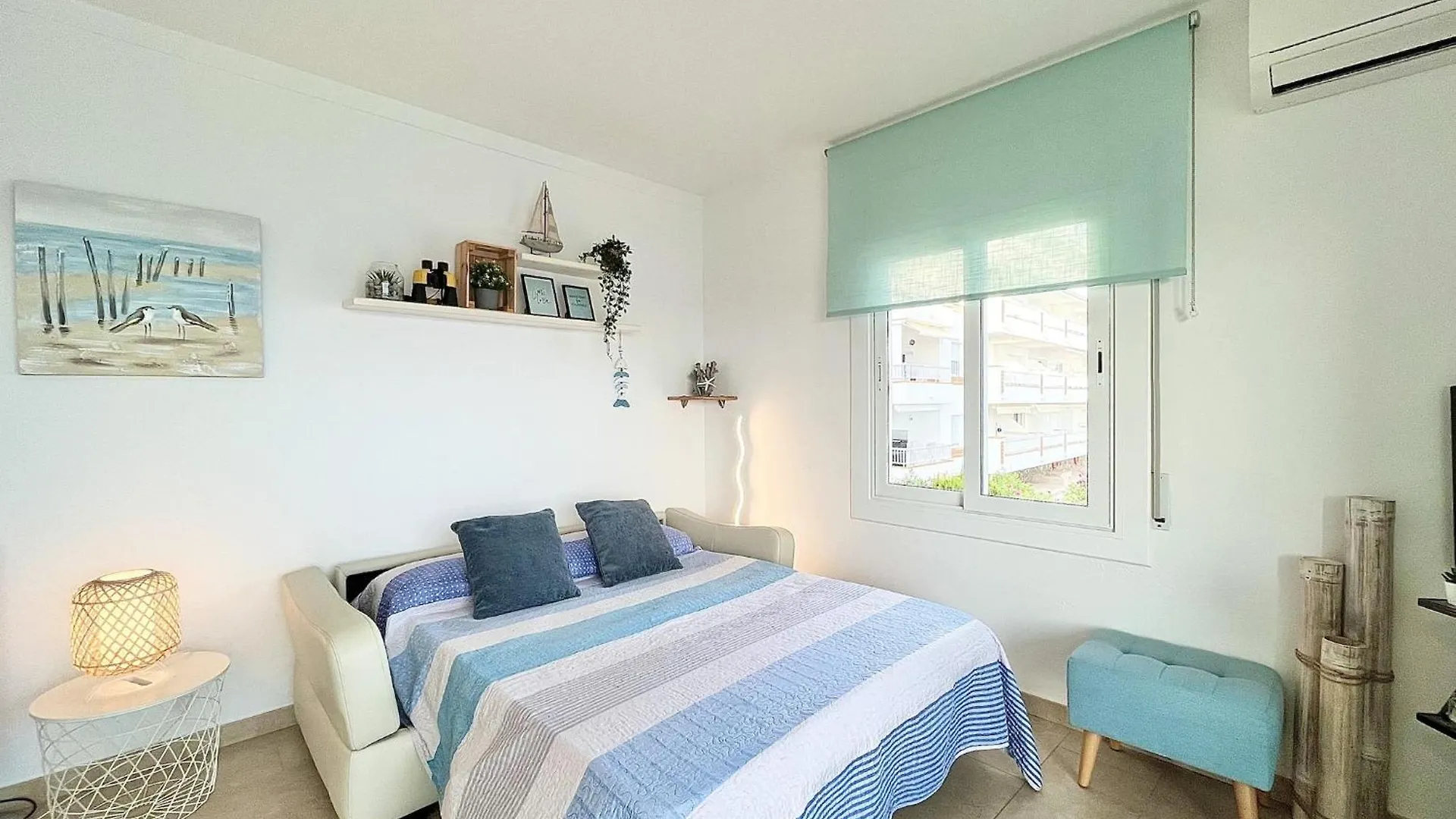 Pretty Apartment With Balcony Roses Spain